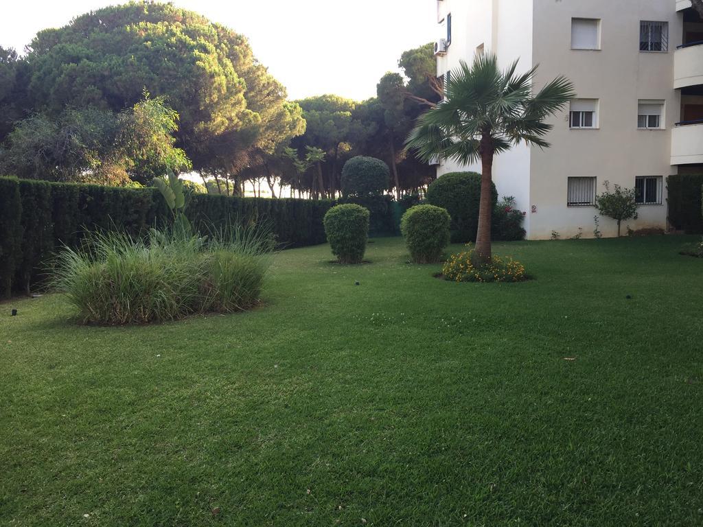Apartamento En Playa La Luna Sitio de Calahonda Exterior foto