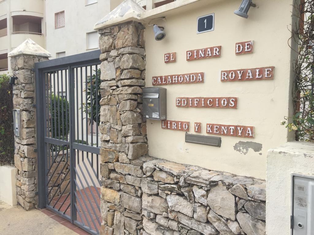 Apartamento En Playa La Luna Sitio de Calahonda Exterior foto