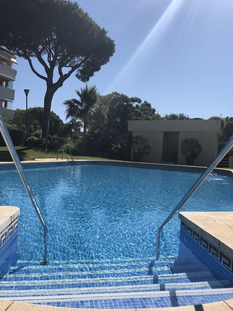 Apartamento En Playa La Luna Sitio de Calahonda Exterior foto