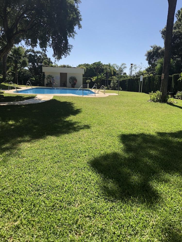 Apartamento En Playa La Luna Sitio de Calahonda Exterior foto